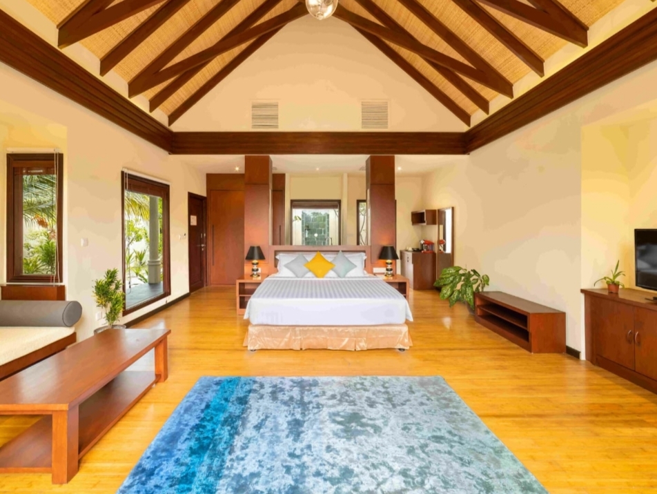 Ac Suits Loft Room